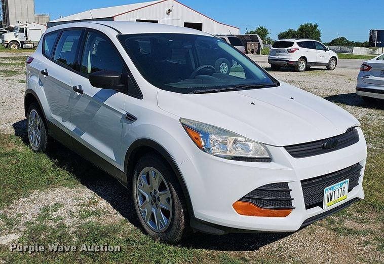 image for item EJ5605 2015 Ford Escape SUV