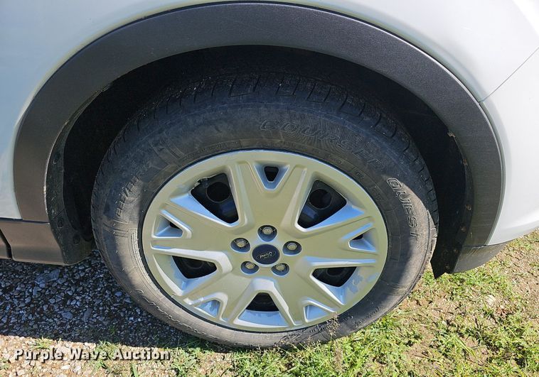 image for item EJ5605 2015 Ford Escape SUV