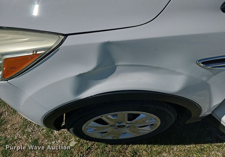 image for item EJ5605 2015 Ford Escape SUV