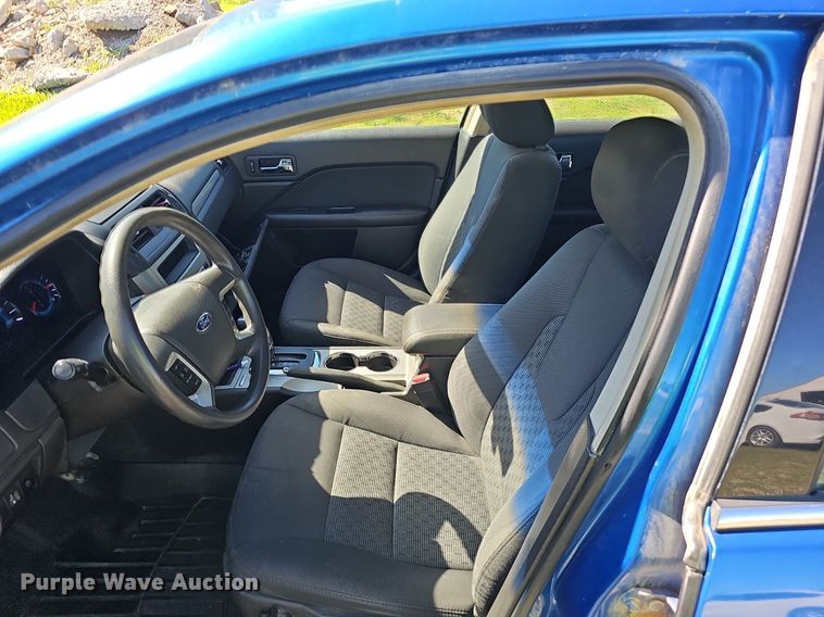 image for item EJ5606 2011 Ford  Fusion  