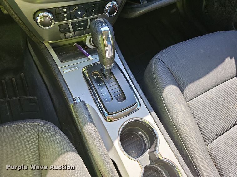 image for item EJ5606 2011 Ford  Fusion  