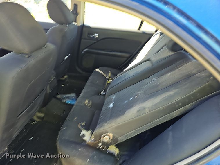 image for item EJ5606 2011 Ford  Fusion  