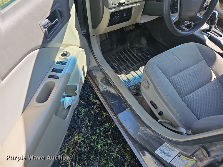 image for item EJ5607 2012 Ford  Fusion  