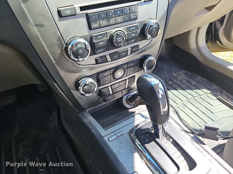 image for item EJ5607 2012 Ford  Fusion  