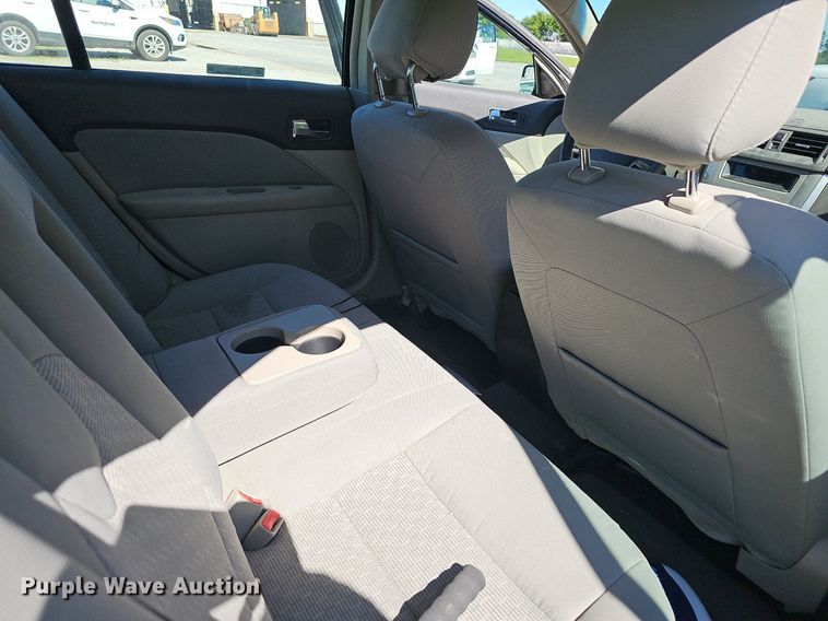 image for item EJ5607 2012 Ford  Fusion  