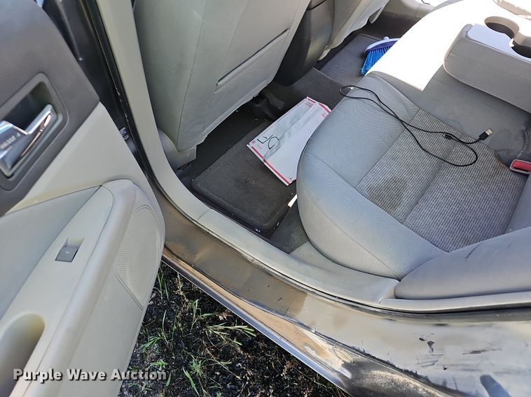 image for item EJ5607 2012 Ford  Fusion  