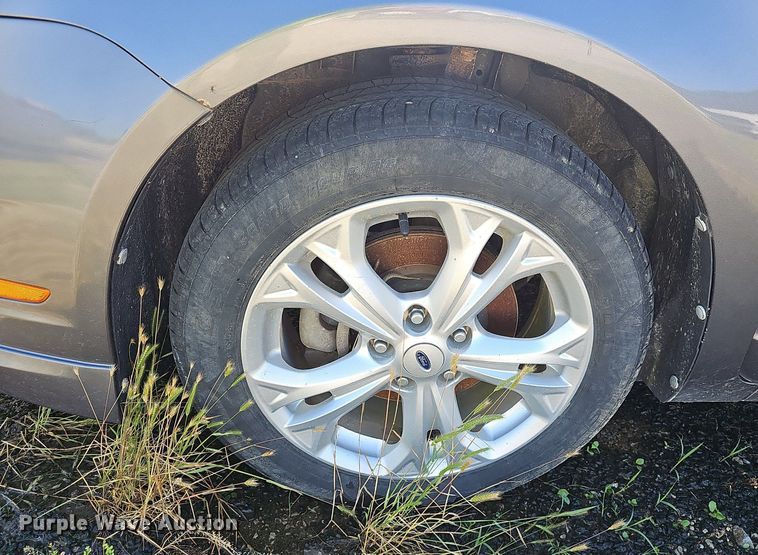 image for item EJ5607 2012 Ford  Fusion  