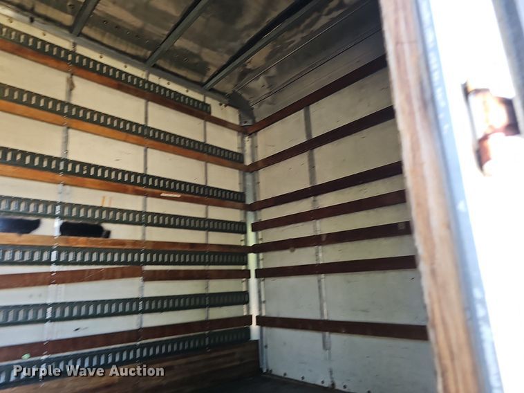 image for item EJ5636 2007 GMC C5500 box truck