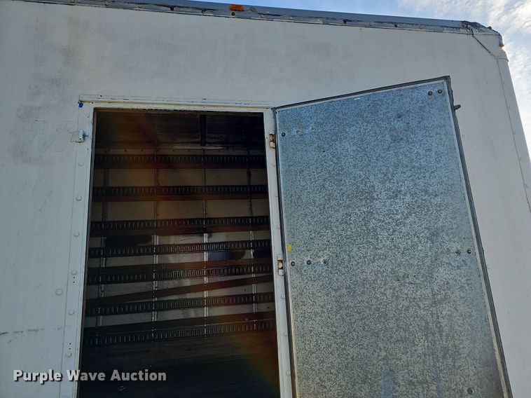 image for item EJ5636 2007 GMC C5500 box truck