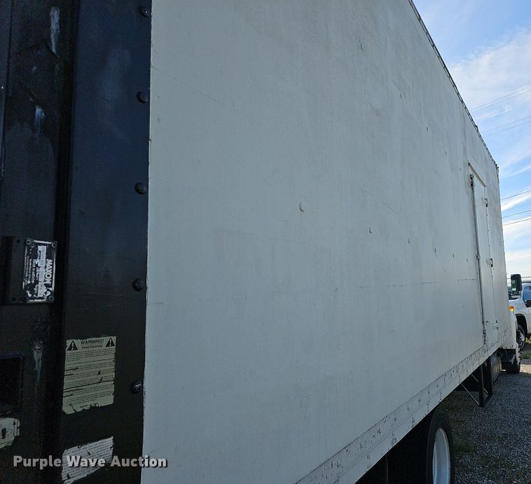 image for item EJ5636 2007 GMC C5500 box truck
