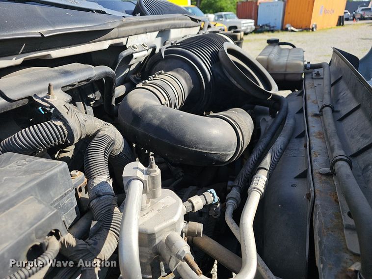 image for item EJ5636 2007 GMC C5500 box truck