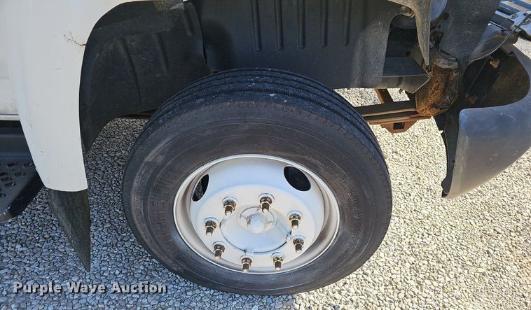 image for item EJ5636 2007 GMC C5500 box truck