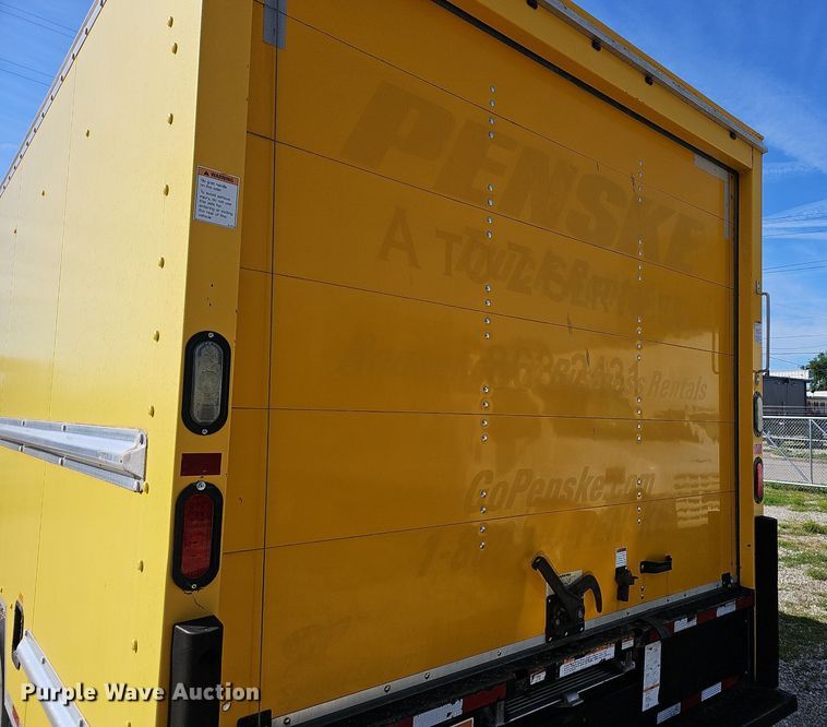 image for item EJ5637 2016 Ford E350 Super Duty box truck