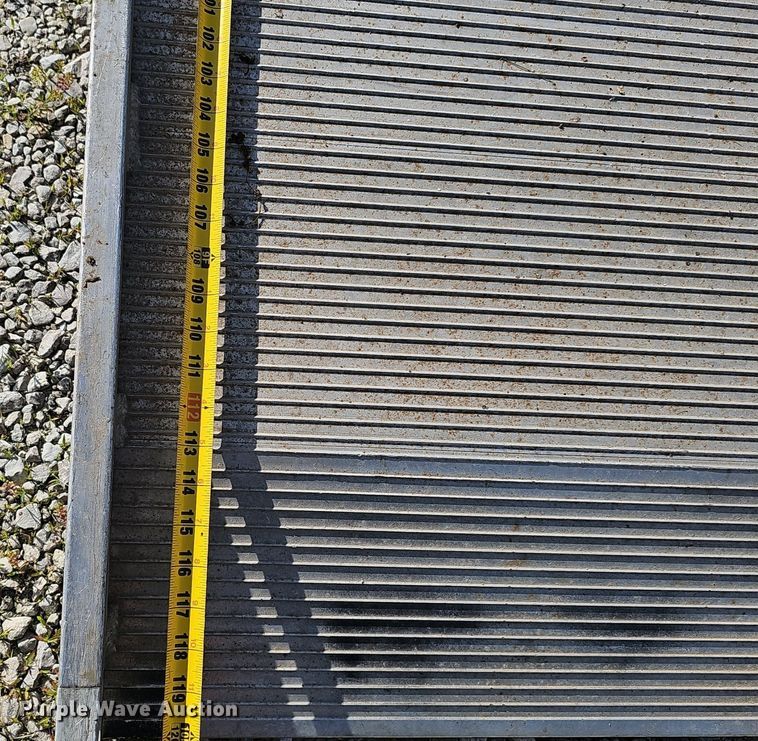 image for item EJ5637 2016 Ford E350 Super Duty box truck