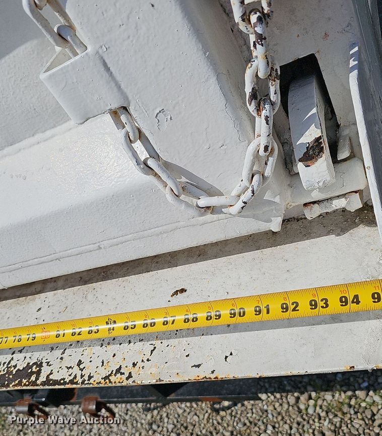 image for item EJ5638 2014 Ford  F550 Super Duty dump truck