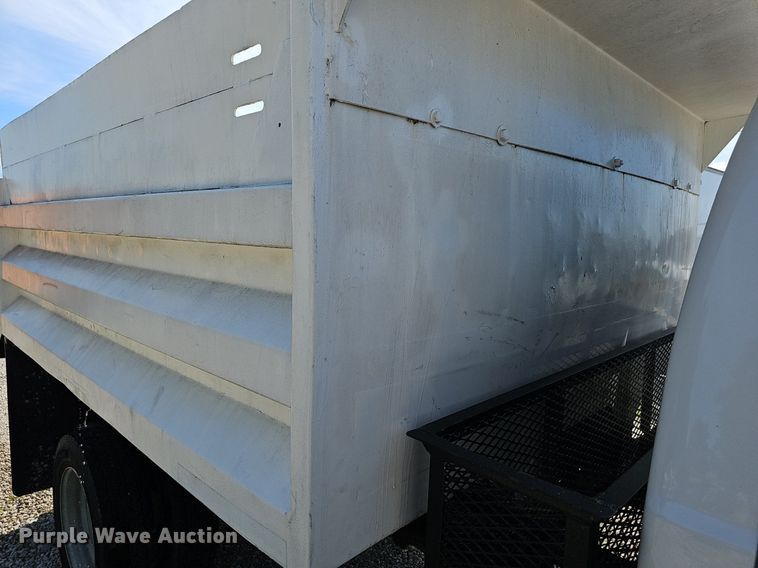 image for item EJ5638 2014 Ford  F550 Super Duty dump truck