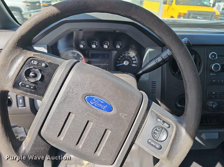 image for item EJ5638 2014 Ford  F550 Super Duty dump truck