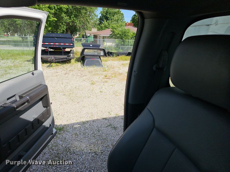 image for item EJ5638 2014 Ford  F550 Super Duty dump truck