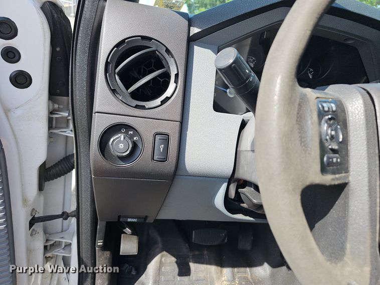 image for item EJ5638 2014 Ford  F550 Super Duty dump truck