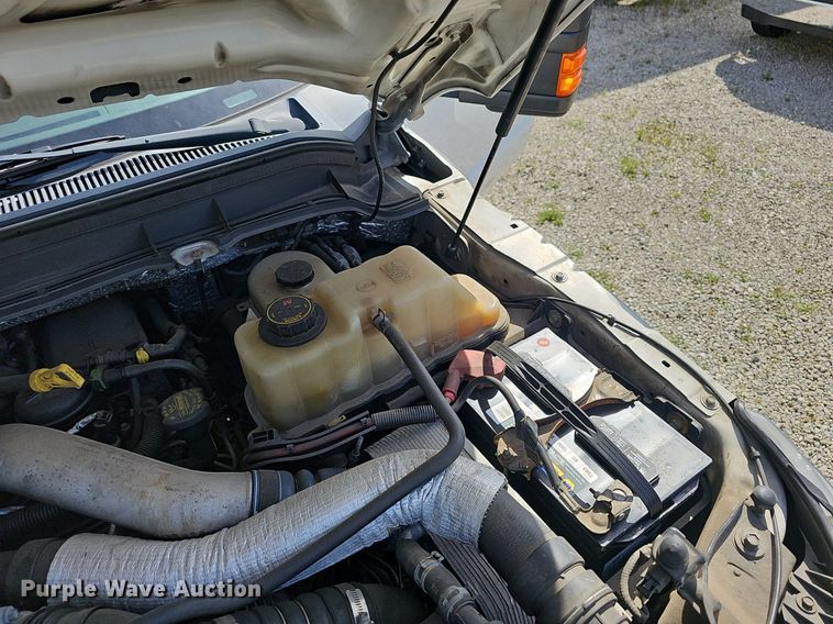 image for item EJ5638 2014 Ford  F550 Super Duty dump truck