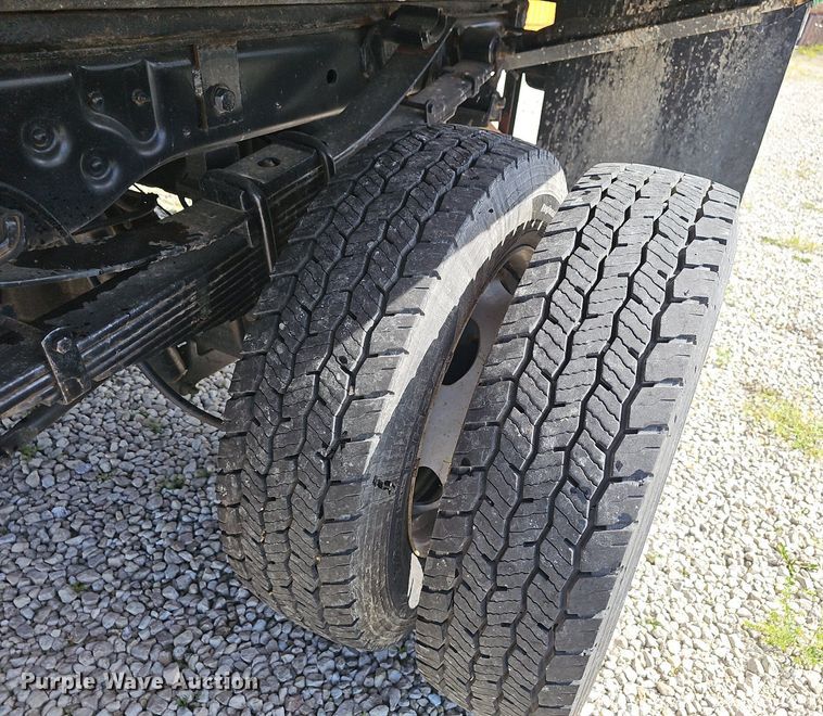 image for item EJ5638 2014 Ford  F550 Super Duty dump truck