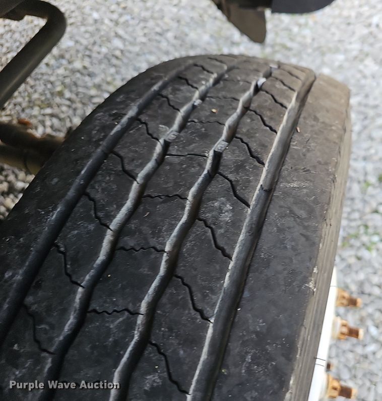 image for item EJ5638 2014 Ford  F550 Super Duty dump truck