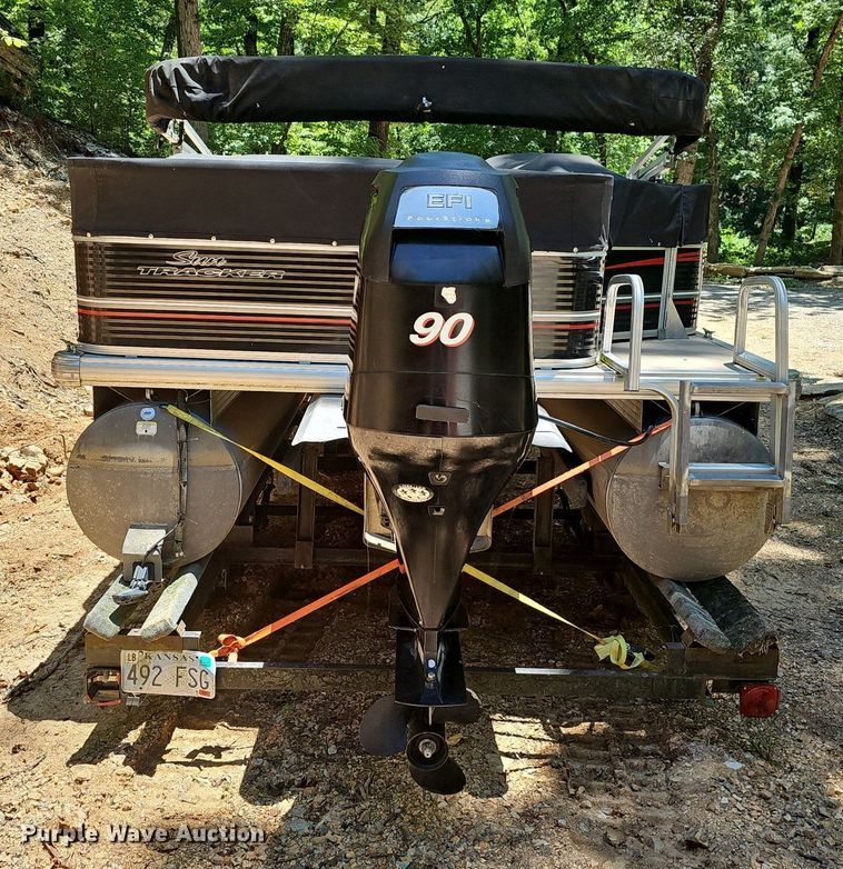 image for item EJ5662 2012 Sun Tracker pontoon boat