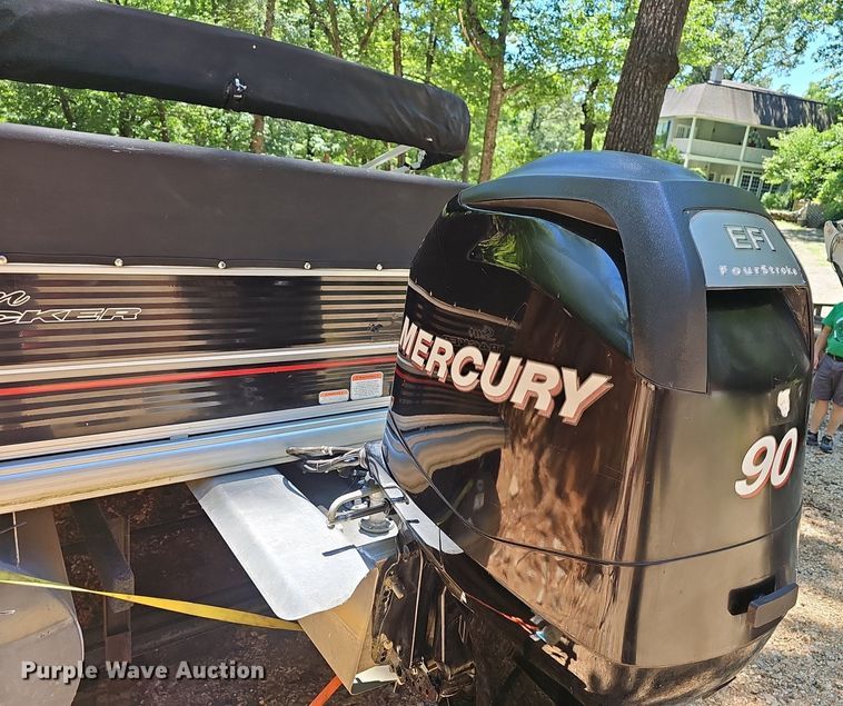 image for item EJ5662 2012 Sun Tracker pontoon boat