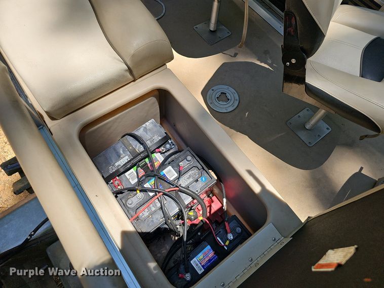 image for item EJ5662 2012 Sun Tracker pontoon boat