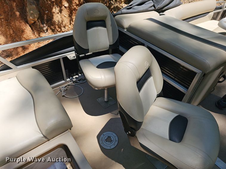 image for item EJ5662 2012 Sun Tracker pontoon boat
