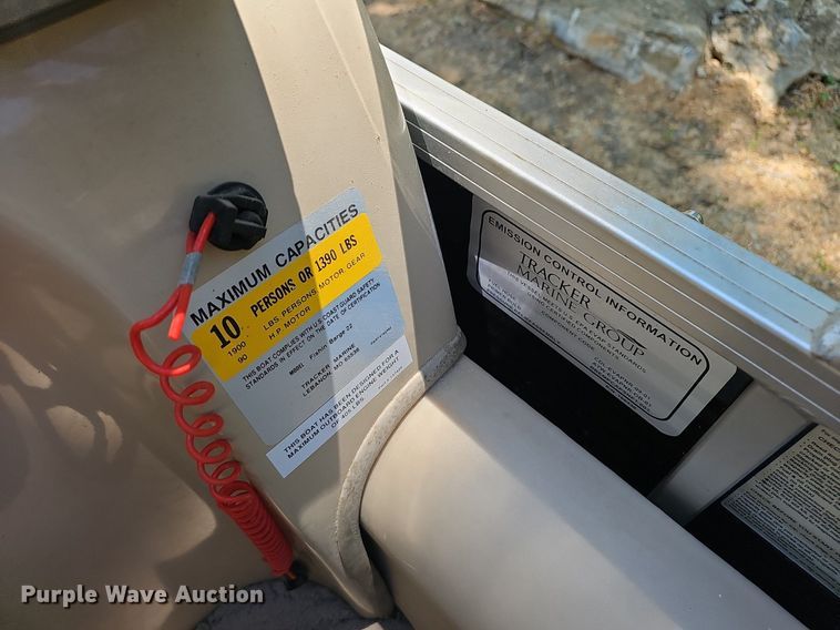 image for item EJ5662 2012 Sun Tracker pontoon boat