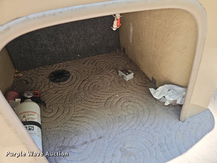 image for item EJ5662 2012 Sun Tracker pontoon boat