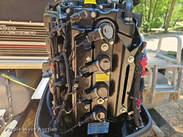 image for item EJ5662 2012 Sun Tracker pontoon boat