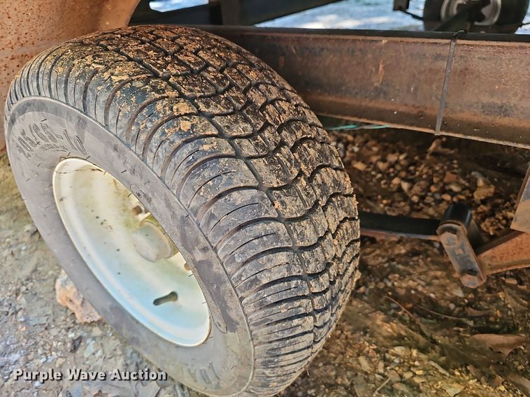 image for item EJ5662 2012 Sun Tracker pontoon boat