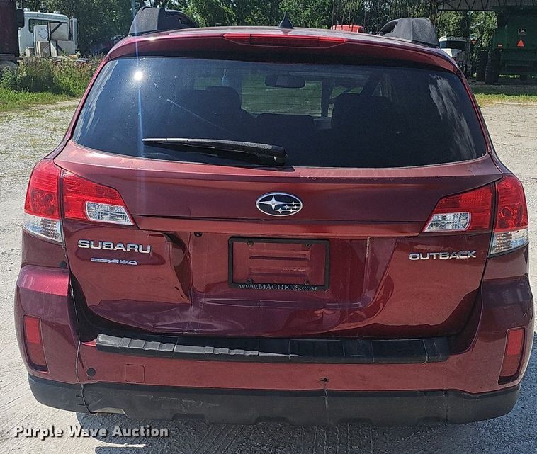 image for item EJ5679 2011 Subaru  Outback SUV