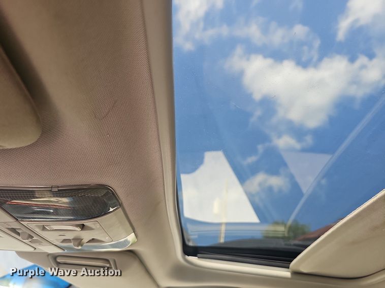 image for item EJ5679 2011 Subaru  Outback SUV