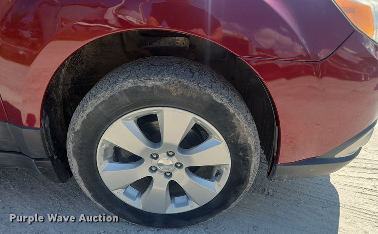 image for item EJ5679 2011 Subaru  Outback SUV
