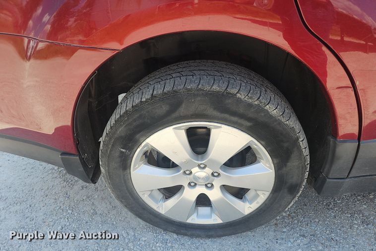 image for item EJ5679 2011 Subaru  Outback SUV