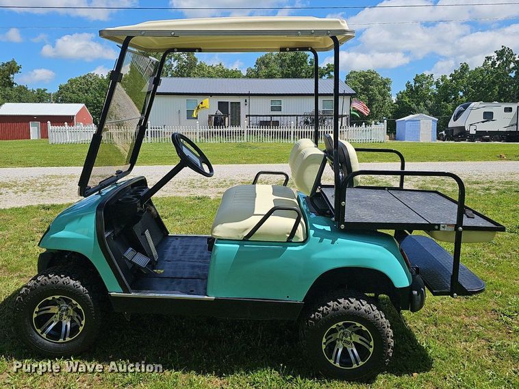 image for item EJ5686 Yahmaha golf cart