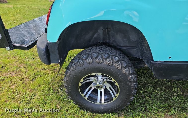 image for item EJ5686 Yahmaha golf cart