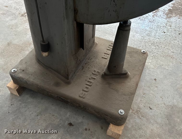 image for item EJ6851 South Bend  Vertical milling machine 