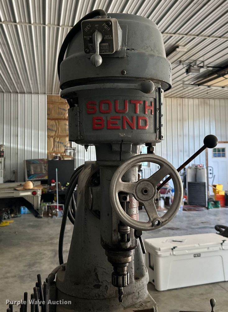 image for item EJ6851 South Bend  Vertical milling machine 