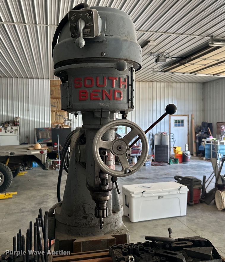image for item EJ6851 South Bend  Vertical milling machine 