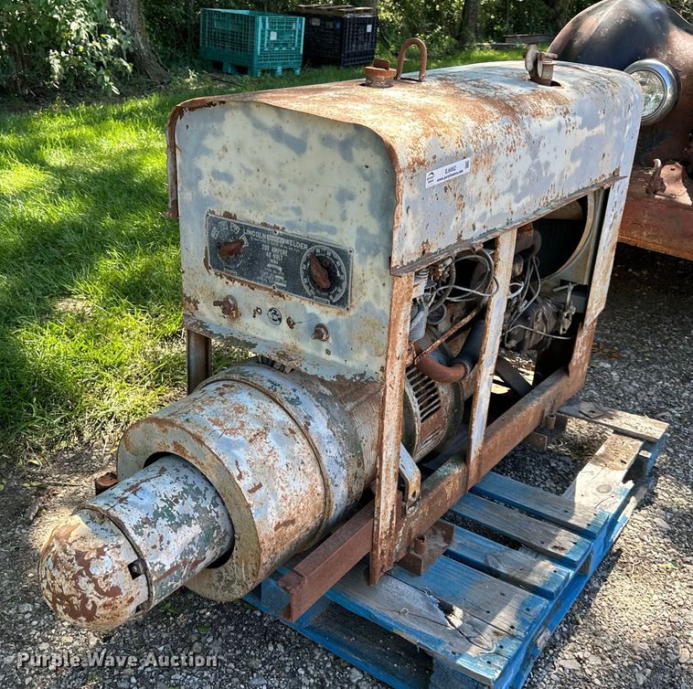 image for item EJ6852 Lincoln  SA200 welder