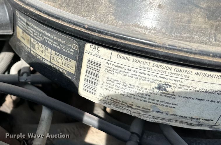 image for item EJ6892 1982 GMC C3500 Crew Cab pickup truck