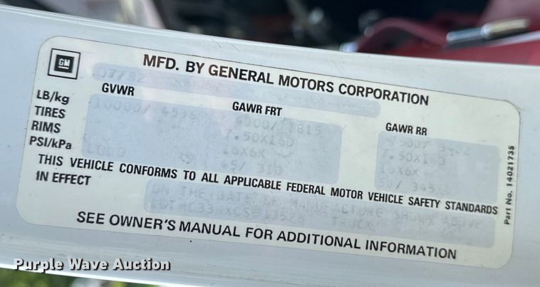 image for item EJ6892 1982 GMC C3500 Crew Cab pickup truck