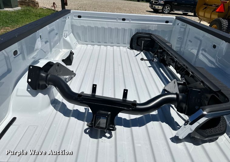 image for item EJ6906 GMC Sierra SLT  8' Bed