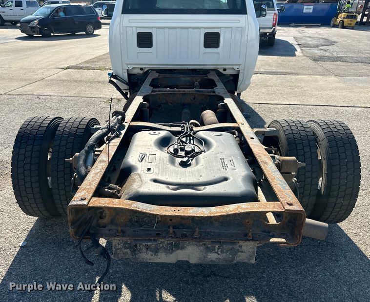 image for item EJ6909 2012 Dodge  Ram 5500HD truck cab and chassis