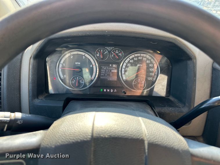 image for item EJ6909 2012 Dodge  Ram 5500HD truck cab and chassis