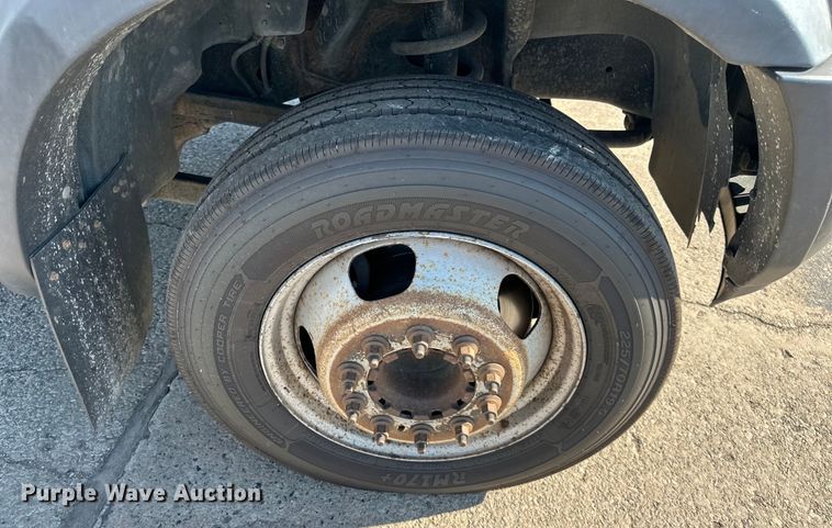 image for item EJ6909 2012 Dodge  Ram 5500HD truck cab and chassis